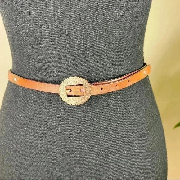 Saddle Brown Leather Skinny Women’s Belt with Copper Tone Carved Buckle - Picture 4 of 13